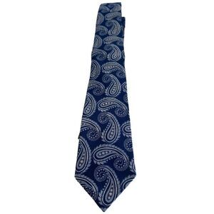 JOSEPH ABBOUD mens wearhouse blue silver paisley 100 % silk  length 29 inches